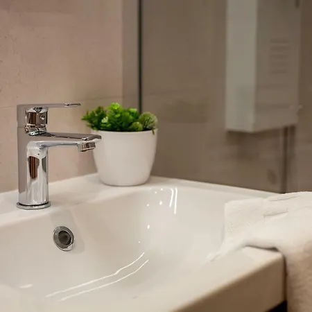 Sunny Garden Lux Daire *