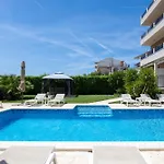 Sunny Garden Lux *