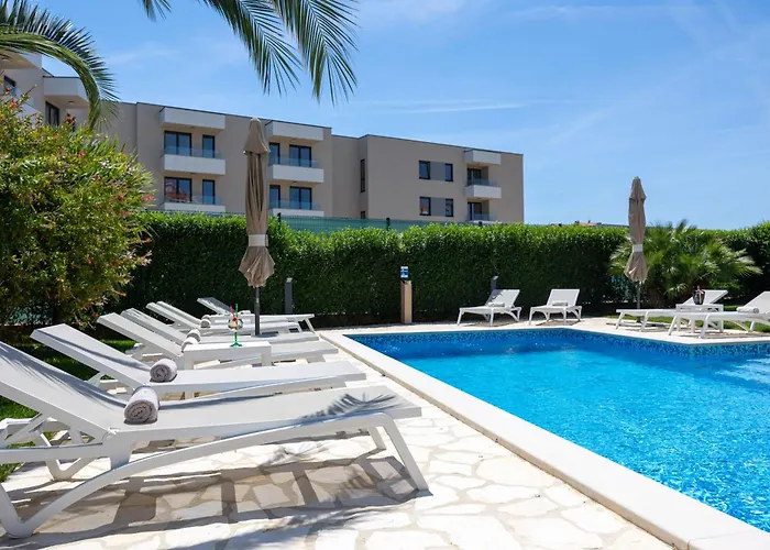 Sunny Garden Lux Сплит