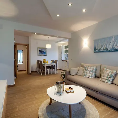 Apartamento Sunny Garden Lux *