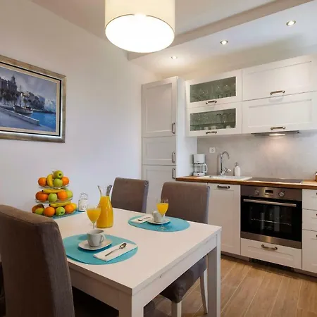 Sunny Garden Lux * Split