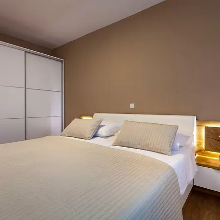 Sunny Garden Lux Apartamento Split