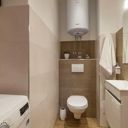 Sunny Garden Lux Apartment Split