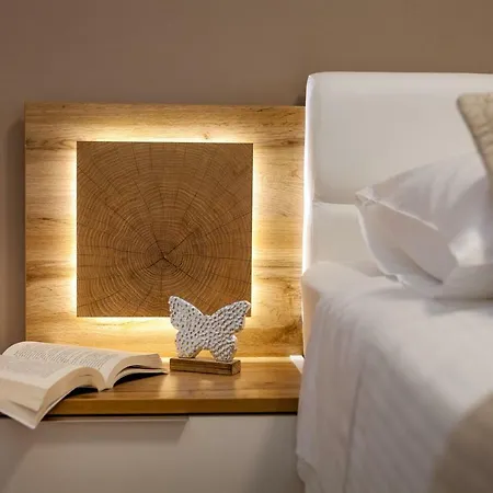 Apartamento Sunny Garden Lux Split