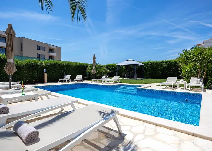 Sunny Garden Lux Apartament Split