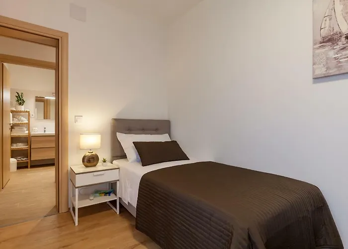 Apartament Sunny Garden Lux Split